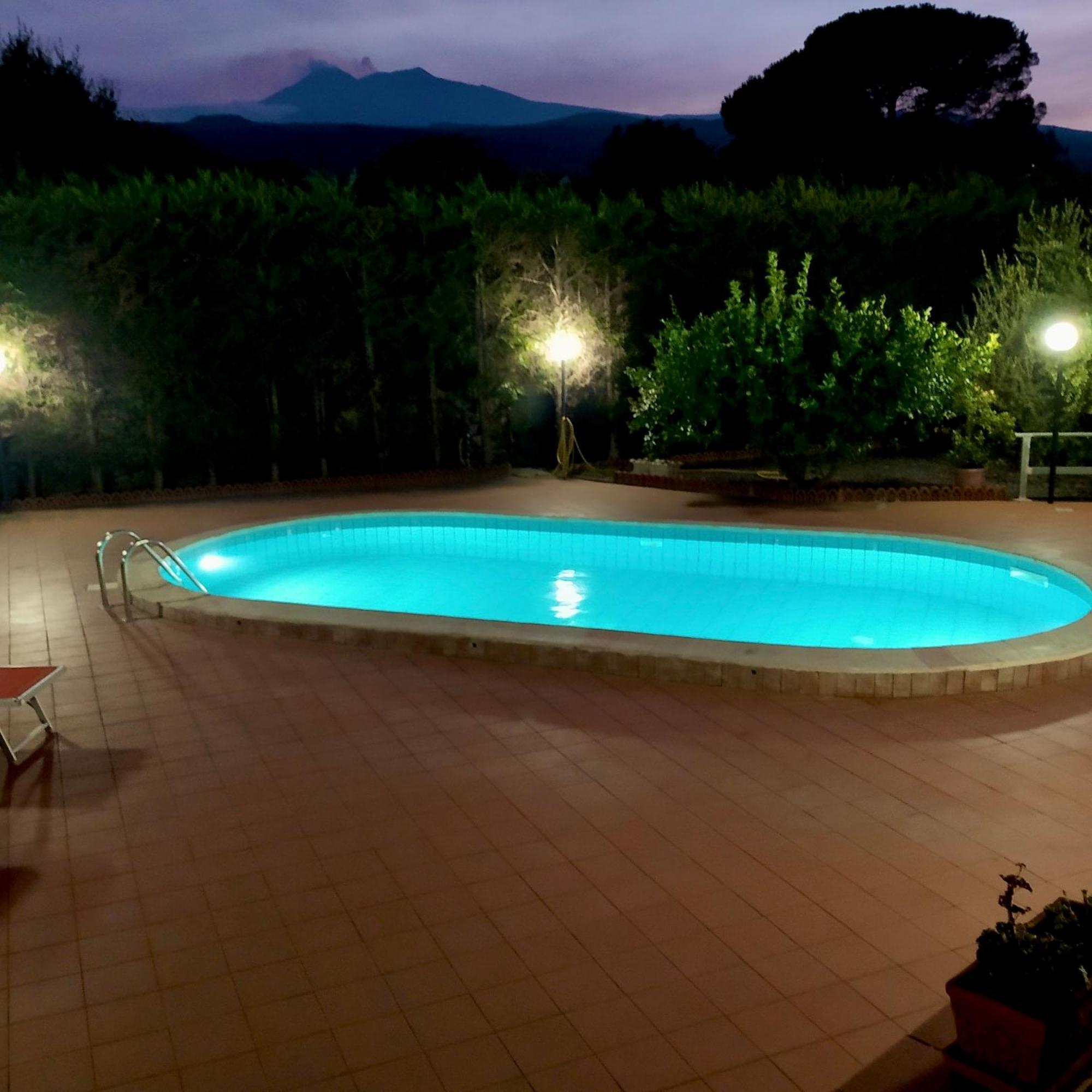 Villa Melany Casa Vacanza Piedimonte Etneo Exteriör bild
