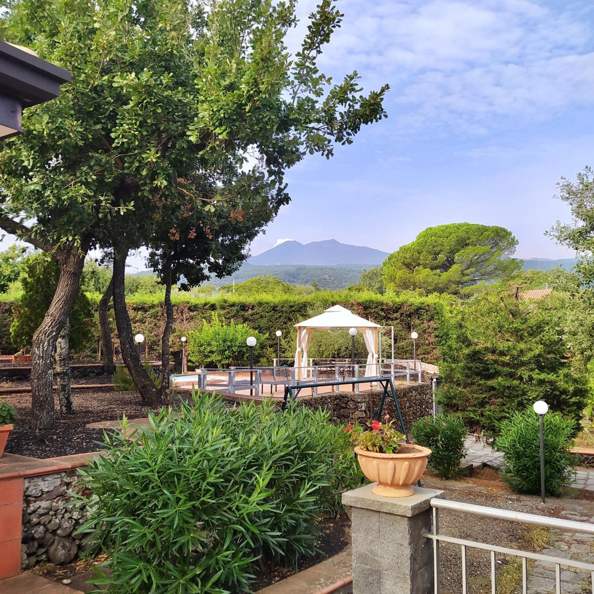 Villa Melany Casa Vacanza Piedimonte Etneo Exteriör bild